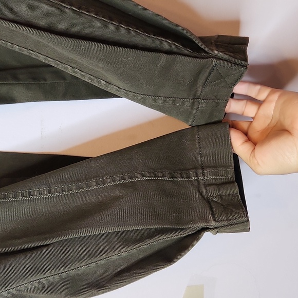 BANANA REPUBLIC Women’s 2 Tapered Ankle Utility Cargo Surplus Pants, size 6P - Picture 4 of 16